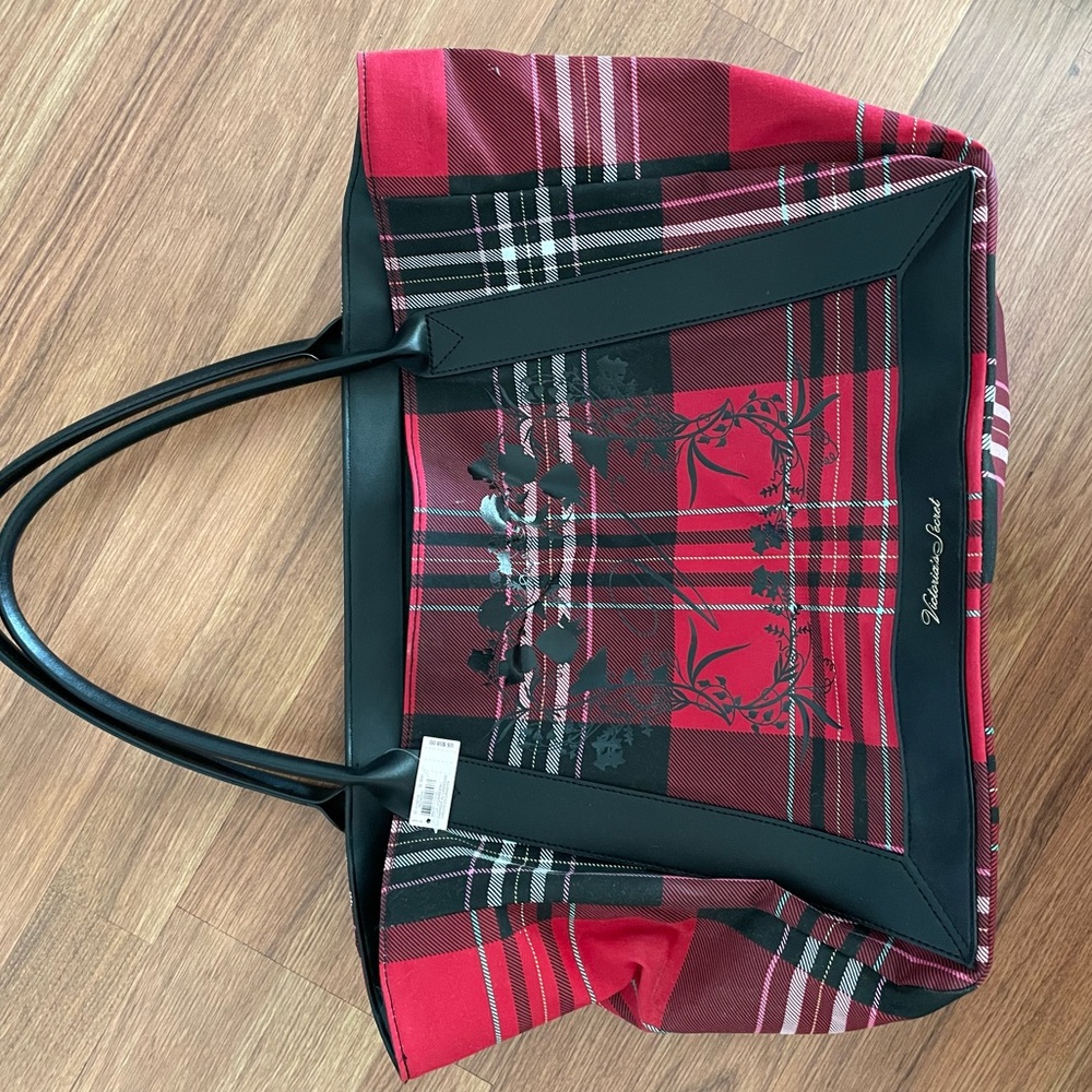 “VICTORIA SECRET WOMANS TOTE BAG”